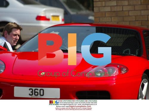 Will Mellor Examines New Ferrari