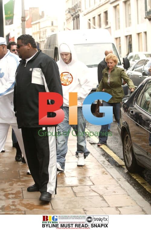 Justin Timberlake Shopping in Gucci