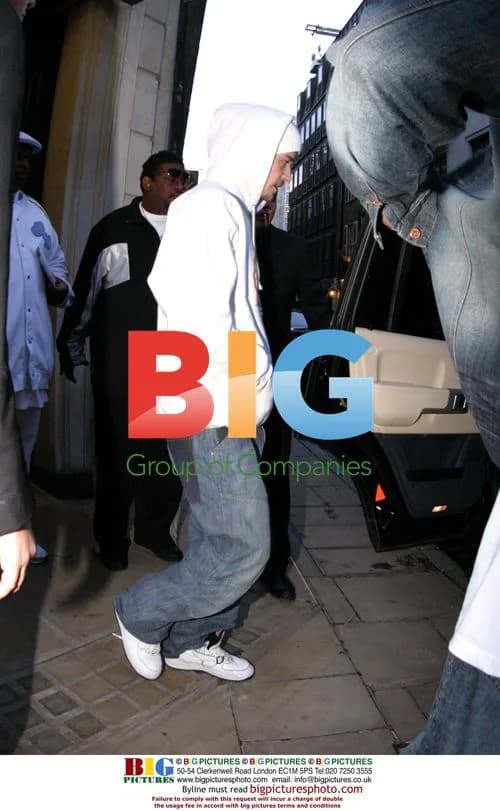 Justin Timberlake Shopping on Bond Street