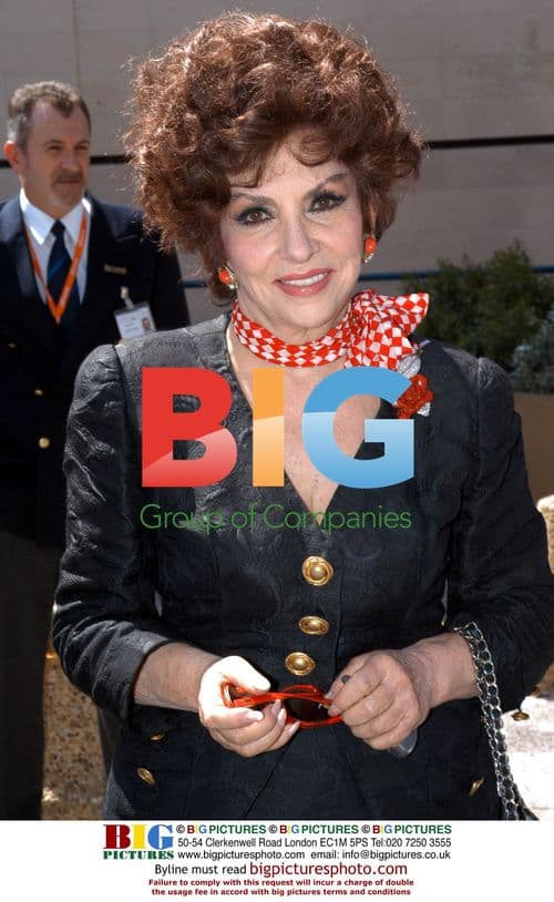 Gina Lollobridgida at Cannes Festival