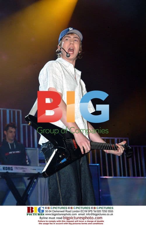 Taylor Swift Performs at Reputation Tour