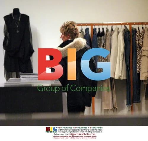 Rod Stewart and Penny Lancaster Shopping