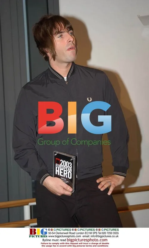 Liam Gallagher Accepts Award on Behalf of Roger Daltry