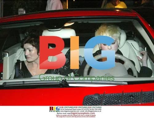 Sharon and Kelly Osbourne Leaving Restaurant