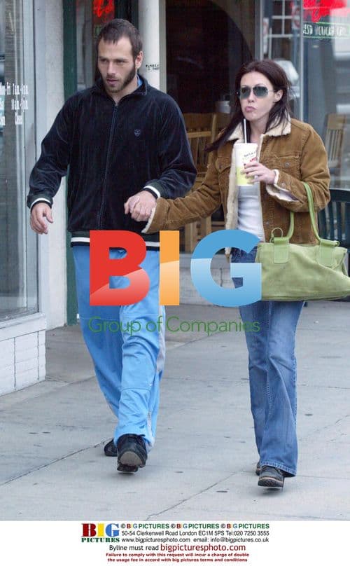 Shannon Doherty and Richard Soloman Shopping