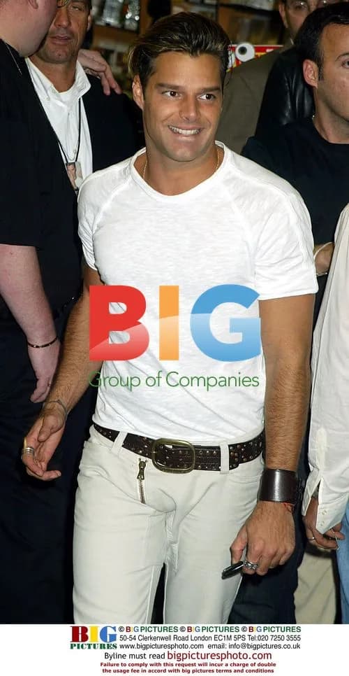 Ricky Martin signing CDs for fans