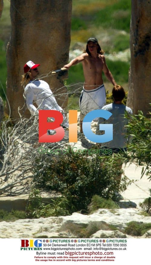 Brad Pitt Sword Fighting on Troy Set