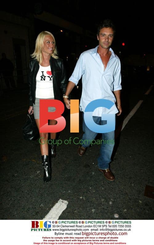 Gisele Bundchen walks red carpet