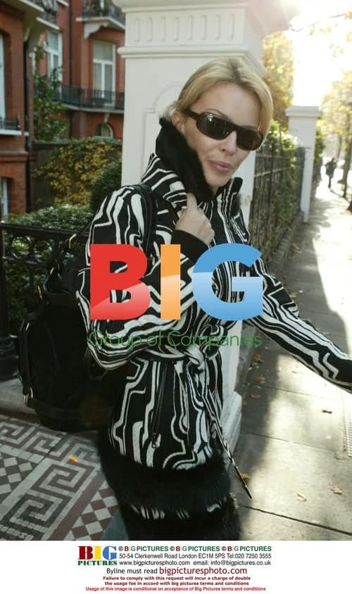 Kylie Minogue Leaves London for MTV Europe Awards