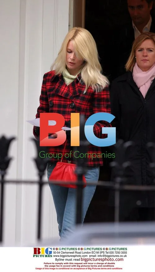 Supermodel Claudia Schiffer House Hunting in Notting Hill