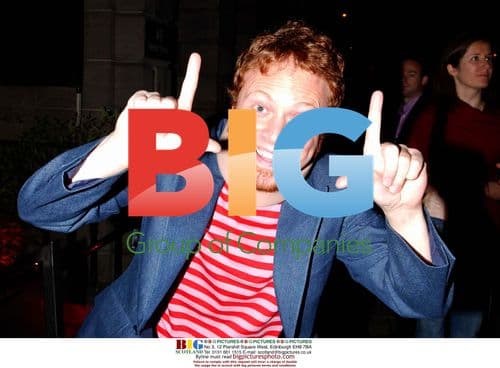 COMEDIAN ENJOYING AFTER PARTY IN EDINBURGH