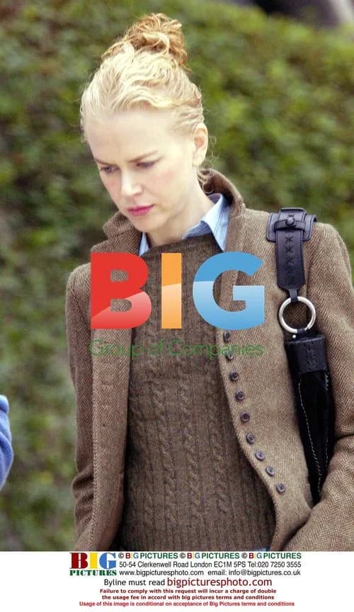 Nicole Kidman Takes Walk in Century City