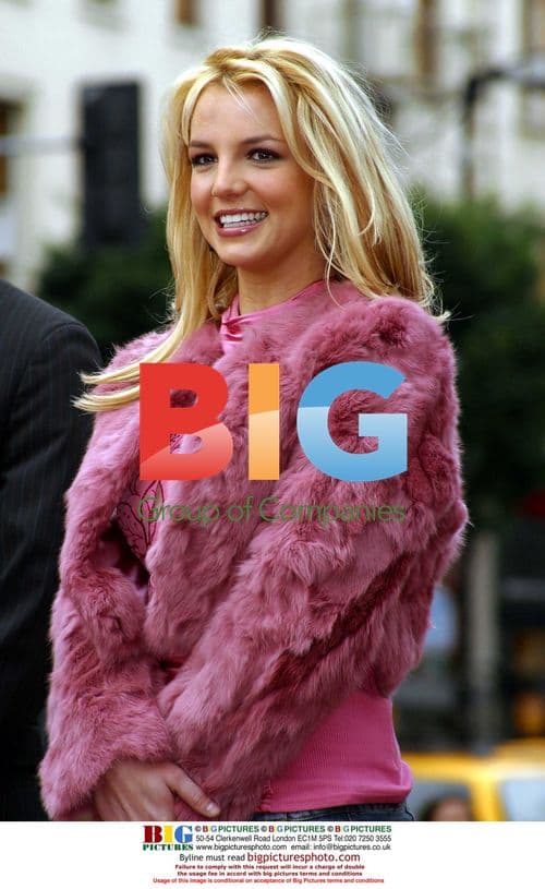 Britney Spears receives Hollywood Walk of Fame star