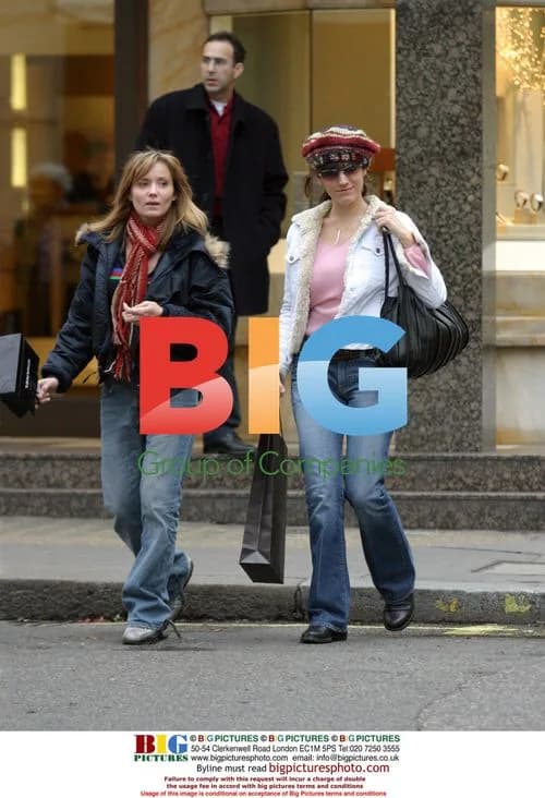 Kelly Brook Shopping in London