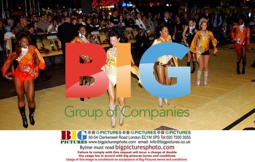 Dancers at 'BAD BOYS 2' Premiere