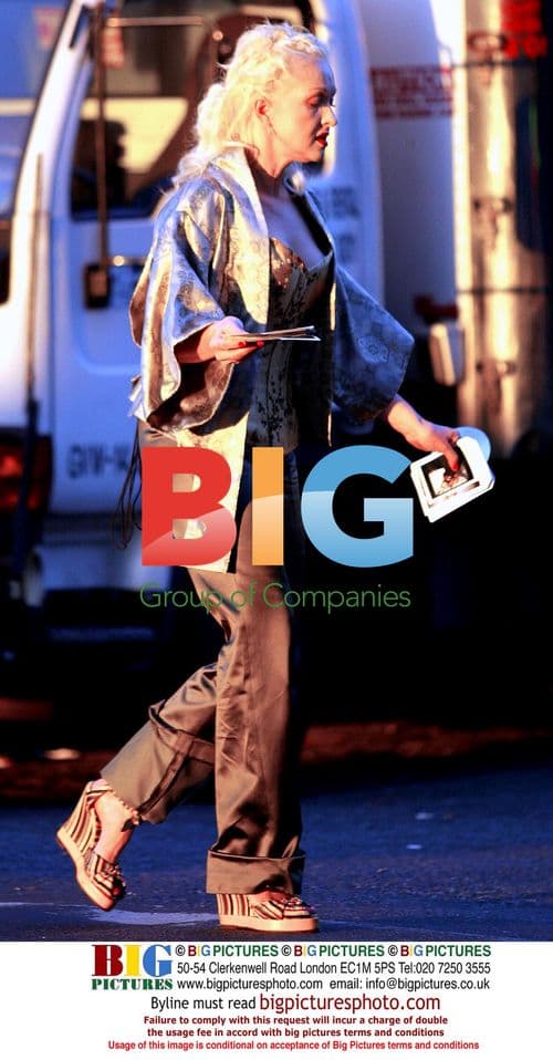 Cyndi Lauper on photoshoot in New York