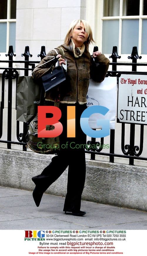 Leslie 'Lips' Ash Shopping in London