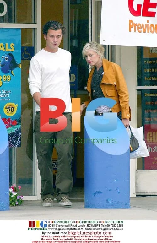 Gwen Stefani and Gavin Rossdale Intimate Moment