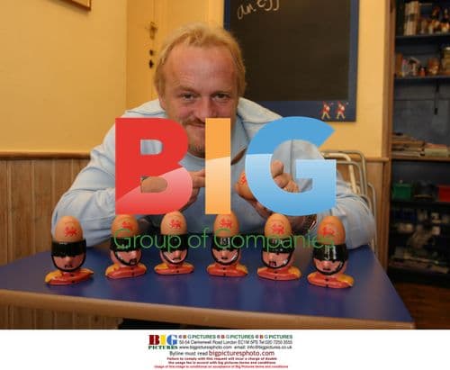 TV Chef Antony Worrall Thompson Launches Egg a Day Campaign