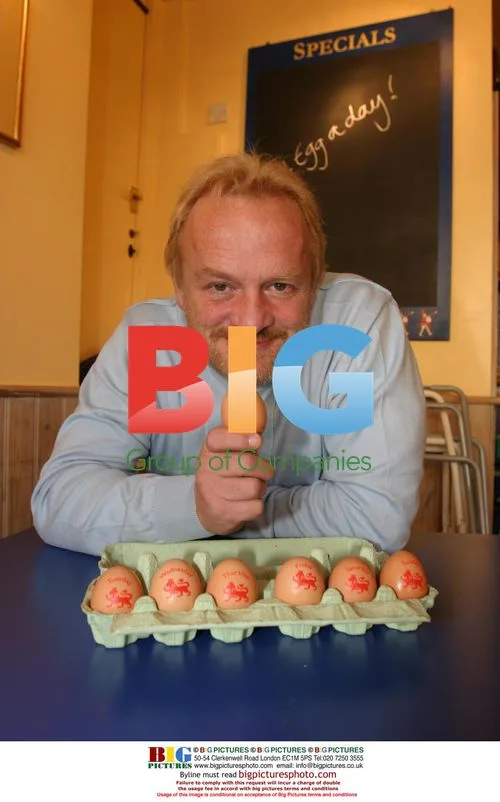 Antony Worrall Thompson launches Egg a Day campaign