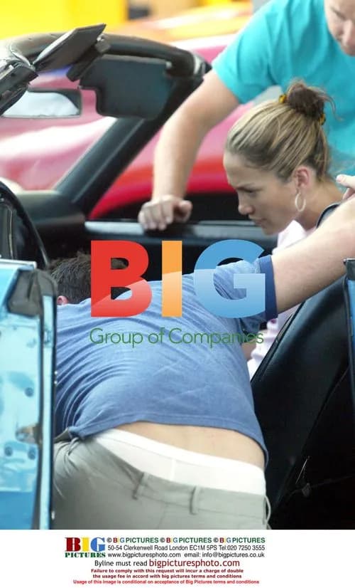 Jennifer Lopez and Ben Affleck in Savannah