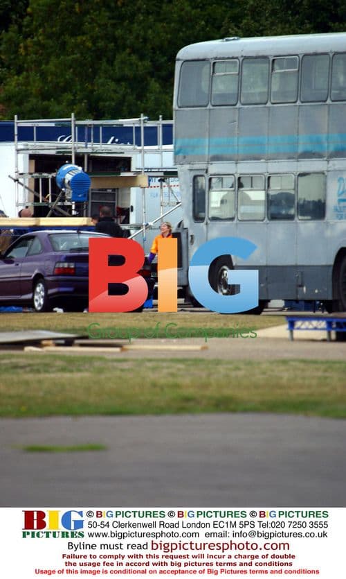 Renee Zellweger on Set of Bridget Jones: The Edge of Reason