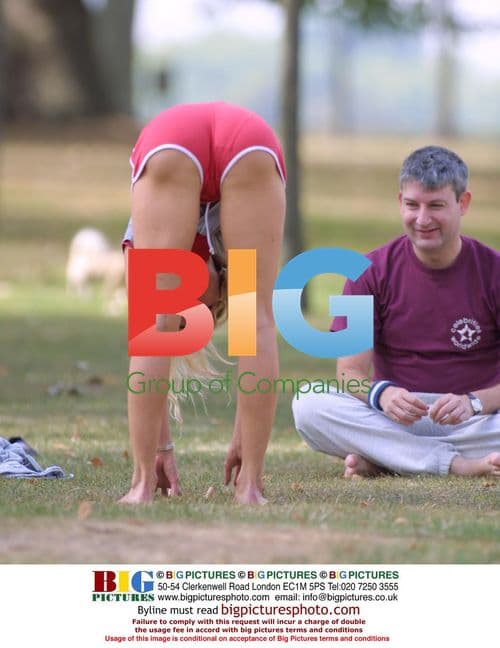 Alicia Douvall exercises in London park