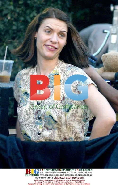 Claire Danes on Beverly Hills film set