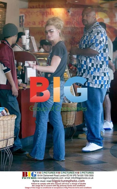 Britney Spears Going to Airport