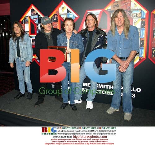 Katie Smith at award show