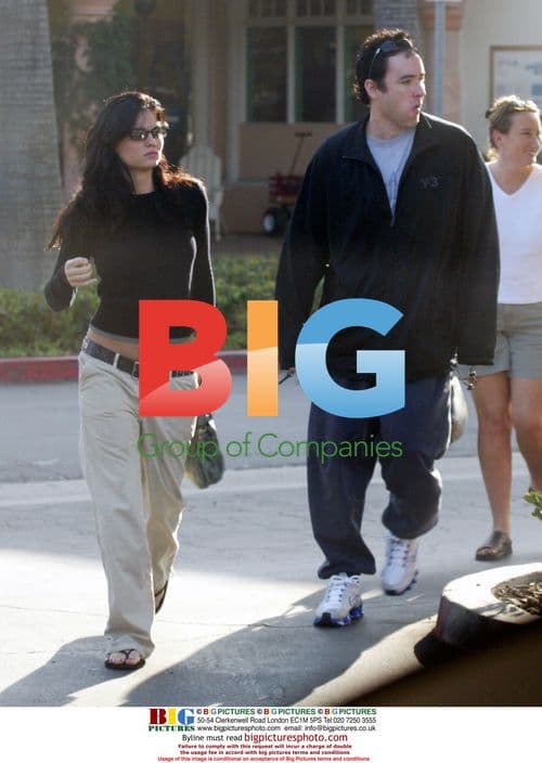 Jodi Lynn O'Keefe Wears Ring