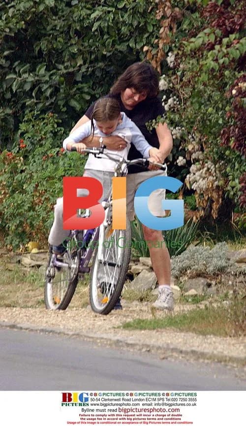Lorraine Kelly Enjoys Bike Ride With Family