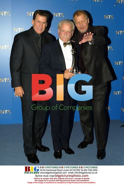 Paul Glaser and David Soul present award to David Jason