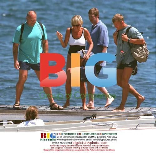 Diana & Fergie depart for St Tropez