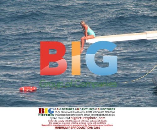 Diana and Dodi on a cruise yacht