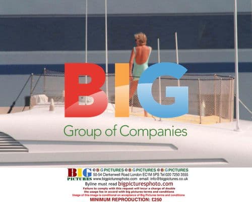 Diana and Dodi on Yacht in France