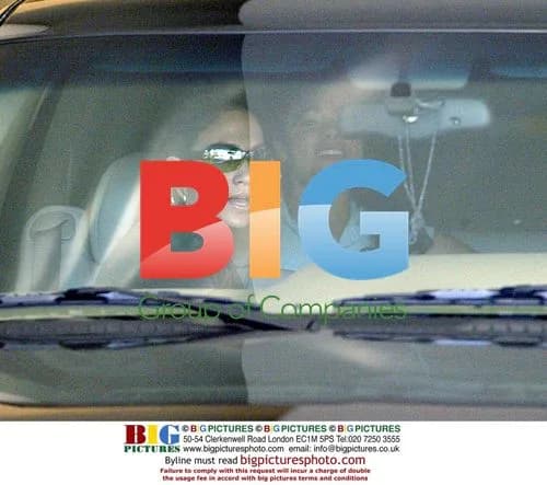 Jennifer Lopez Leaving Office in Beverly Hills
