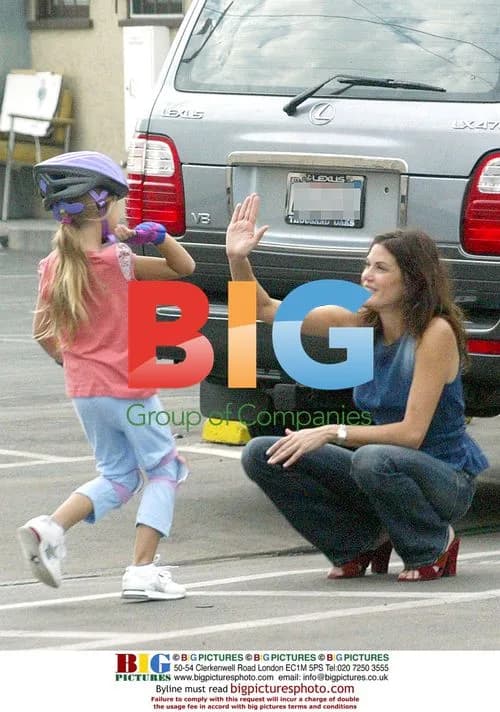 Teri Hatcher Teaches Daughter to Ride Bike