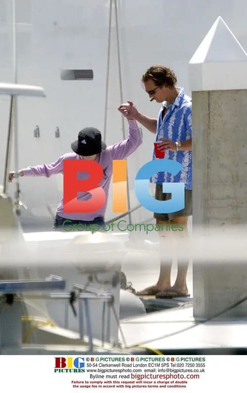 Sandra Bullock and Matthew McConaughey boat trip