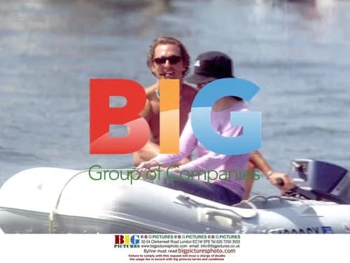 Sandra Bullock and Matthew McConaughey on Boat