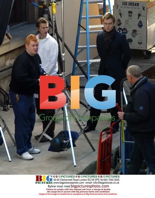Jude Law on "Alfie" set in Liverpool