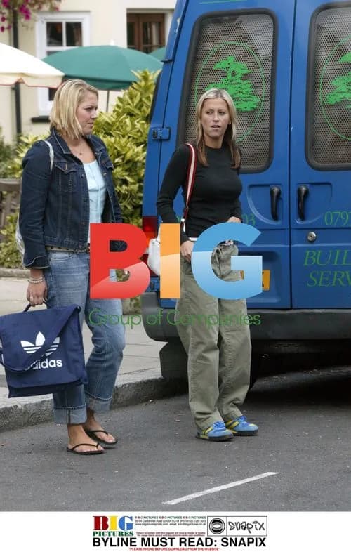 Liam Gallagher and Nicole Appleton Enjoy Pub Lunch