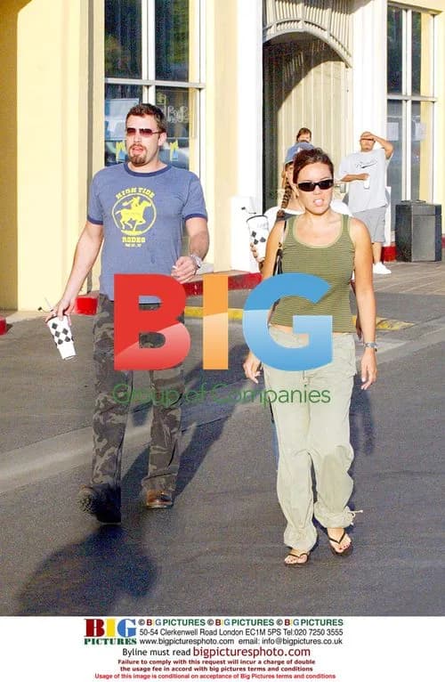 Ben Affleck leaves J. Lo's house with 3 girls