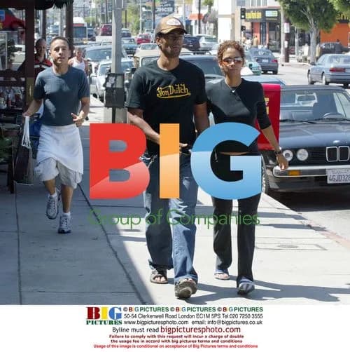 Halle Berry chased by waiter to return bag