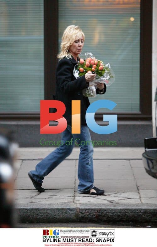 Scottish Singer Lulu Shopping in London