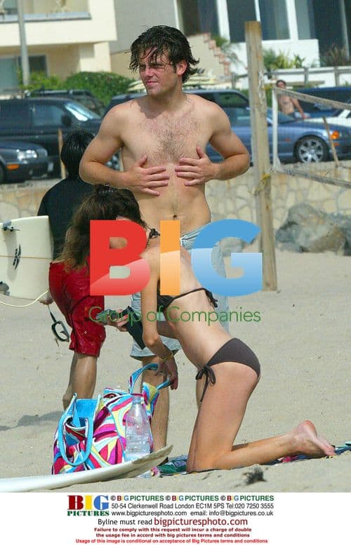 Lara Flynn Boyle on Venice Beach