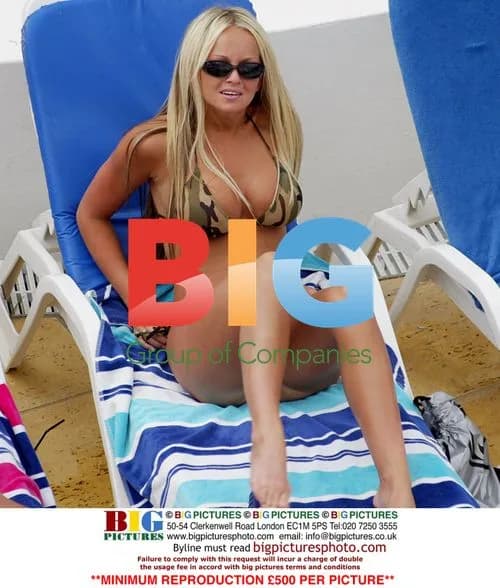 Jennifer Ellison Relaxes in Portugal