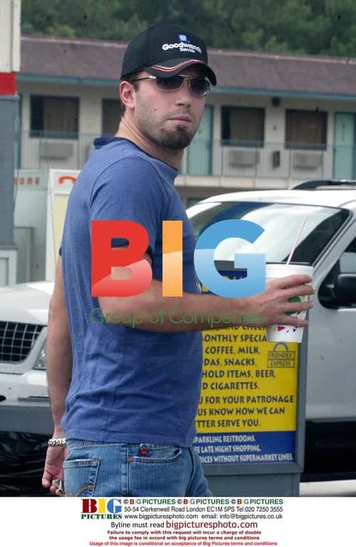 Ben Affleck and Jlo look at Savannah real estate