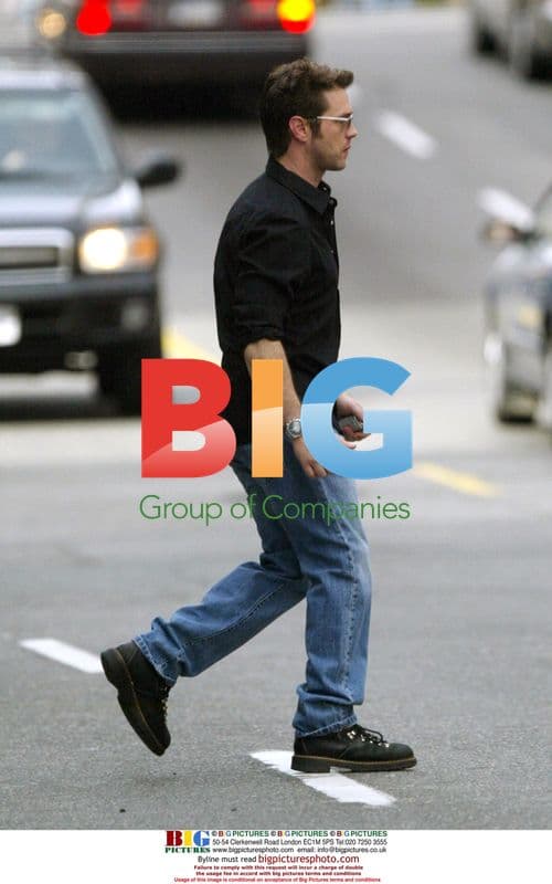 Jason Priestly cruising in Vancouver