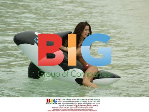 Models Coralie and Emma on Beach